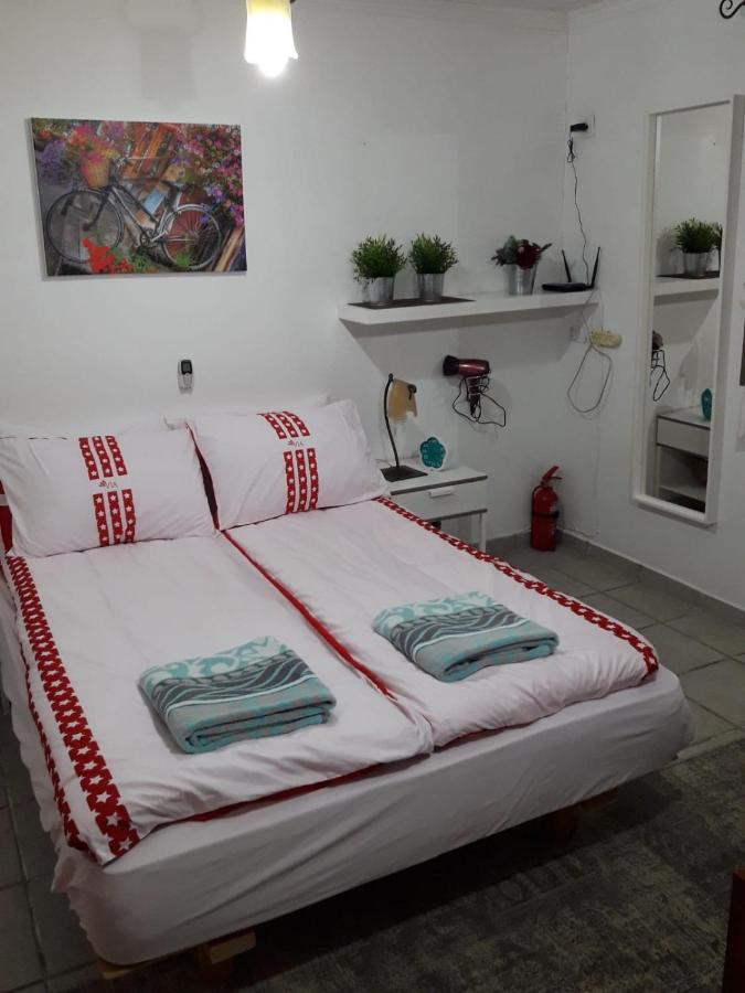 Kibbutz Hatzor A Room Close To Ashdod Hatzor Ashdod Extérieur photo